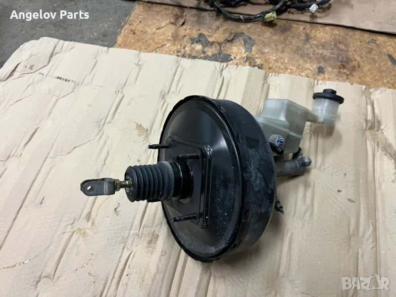 Спирачната помпа и сервото за Toyota Corolla Verso 2003 г., снимка 1