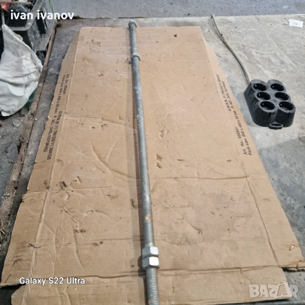 Голяма шпилка с 4 гаики , снимка 1