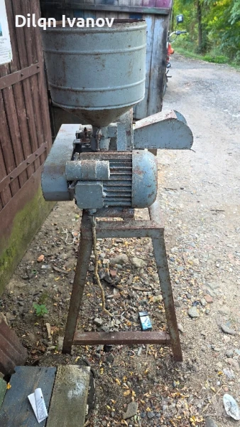 продавам фуржомелка за фураж, снимка 1