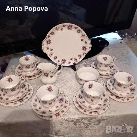 Сервиз за чай Royal Albert Sweet Violets, снимка 2 - Други ценни предмети - 53820865