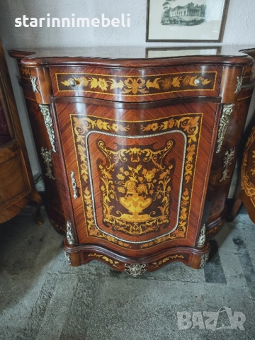 Бароков шкаф с интарзия 