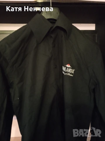 мъжка черна риза