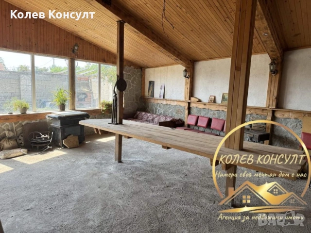 Тухлена къща село Сърнево, снимка 3 - Къщи - 53592498