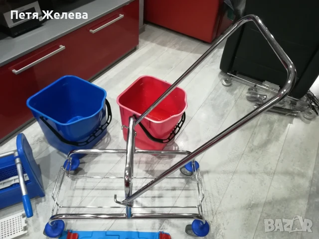 Професионална почистваща количка от хромирана стомана и 2х25л кофи, снимка 6 - Мопове, кофи, четки и метли - 50712391