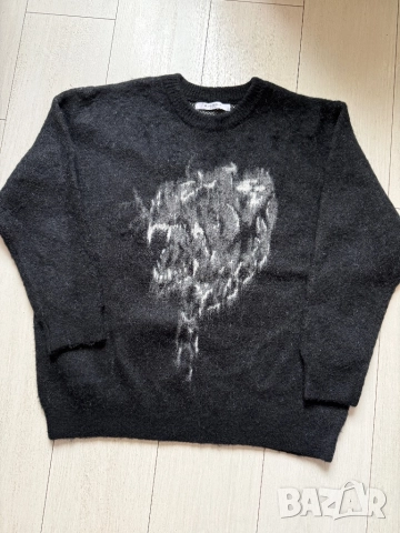 Givenchy  вълнен пуловер