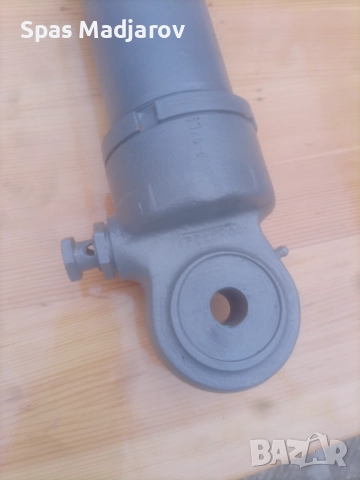 Хидравличен цилиндър , снимка 4 - Резервни части за машини - 52885915