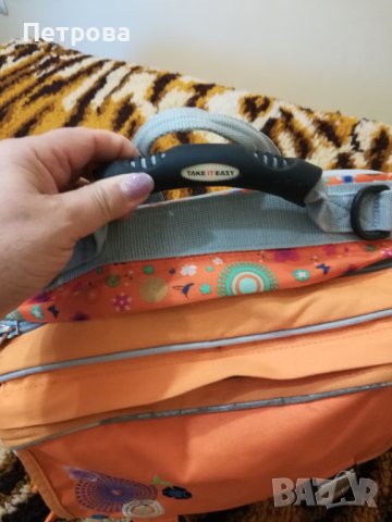 Ученическа раница с много прегради, снимка 11 - Раници - 44462551