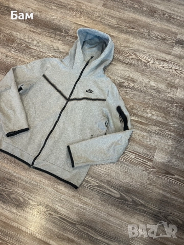 Оригинално мъжко горнище Nike Tech Fleece White tag размер М, снимка 3 - Спортни дрехи, екипи - 52838944