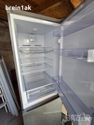 Хладилник с фризер BEKO, снимка 2 - Хладилници - 53845089