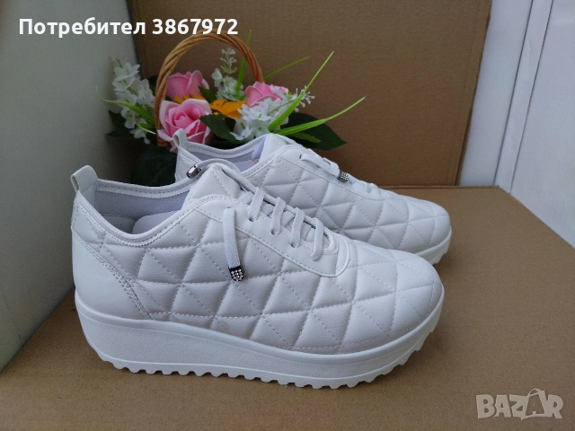 Дамски обувки на платформа , снимка 3 - Дамски ежедневни обувки - 53142624