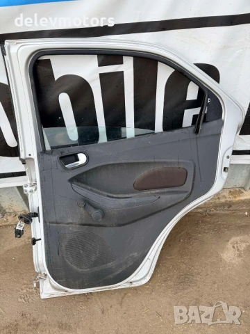 Задна дясна врата Ford Ka Plus 1.2, 85 ph., 5sp., engine YSKD, 2018, 98 000 km, euro 6B, Форд Ка Плю, снимка 2 - Части - 53665885