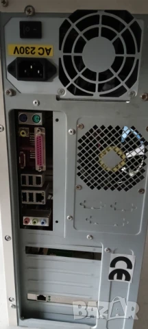 Стар компютър с Intel Pentium 4, снимка 4 - Работни компютри - 51427887