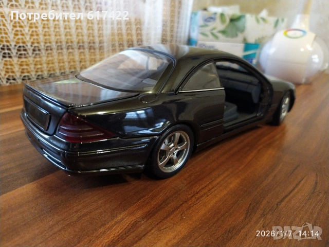 1:18 Метален модел на Mercedes Benz CL 500 Lorinser -Autoart , снимка 4 - Колекции - 53022644
