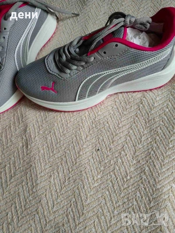 Дамски маратонки Puma, снимка 2 - Маратонки - 52489306