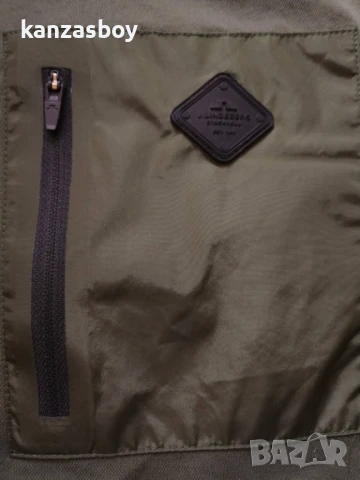 j.lindeberg naim nylon patch polo - страхотна мъжка тениска КАТО НОВА М, снимка 7 - Тениски - 51379625