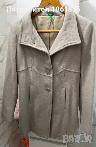 Дамско палто BENETTON, снимка 1 - Палта, манта - 42414928