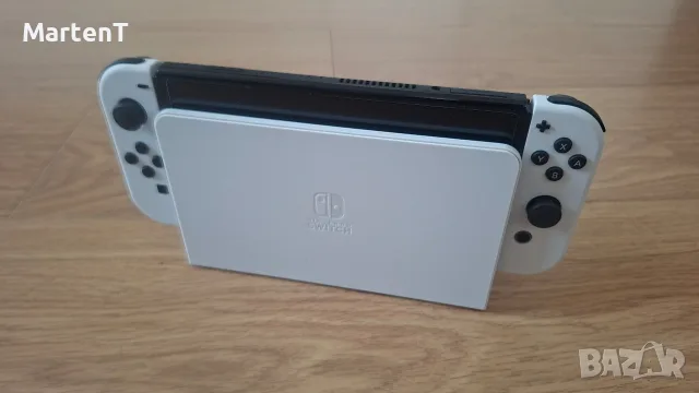 Nintendo Switch OLED 64 + 128 GB - бял, модчип, екстри, снимка 3 - Nintendo конзоли - 56138252