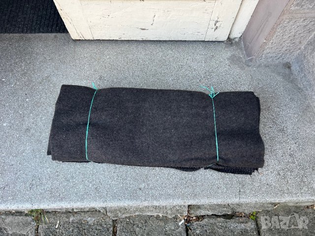 Продавам войнишко одеало 