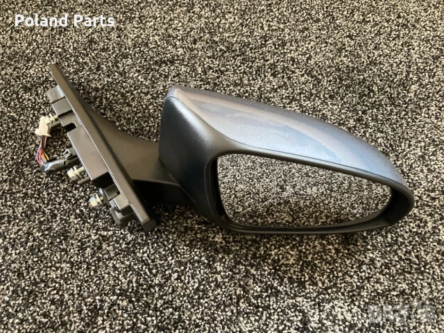 Дясно огледало за Тойота ЦХР Toyota C-HR, снимка 2 - Части - 51108293