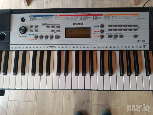 Синтезатор Yamaha YPT 260+стойка и педал, снимка 6 - Синтезатори - 53445814