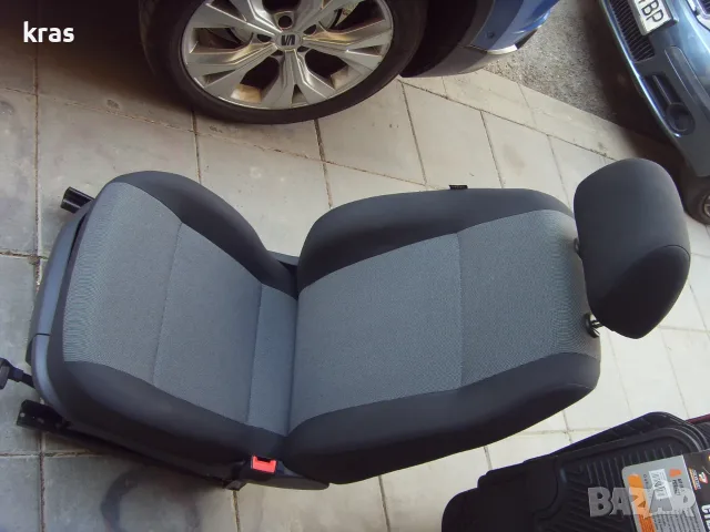 Седалки от VW Caddi , снимка 3 - Части - 56364669