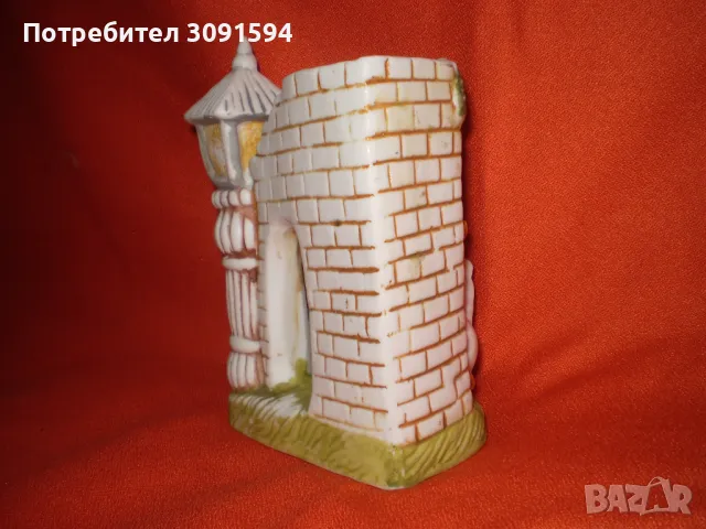 Винтидж ваза с три лебеда от фин бисквитен порцелан, снимка 7 - Други ценни предмети - 49555781