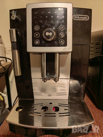 кафе автомат Delongi Magnifica 