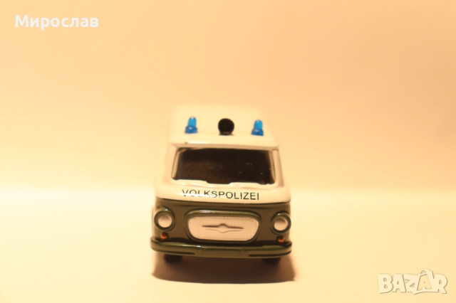 1/64 GRELL MODEL BARKAS POLICE БАРКАС ПОЛИЦИЯ КОЛИЧКА, снимка 4 - Колекции - 52333461