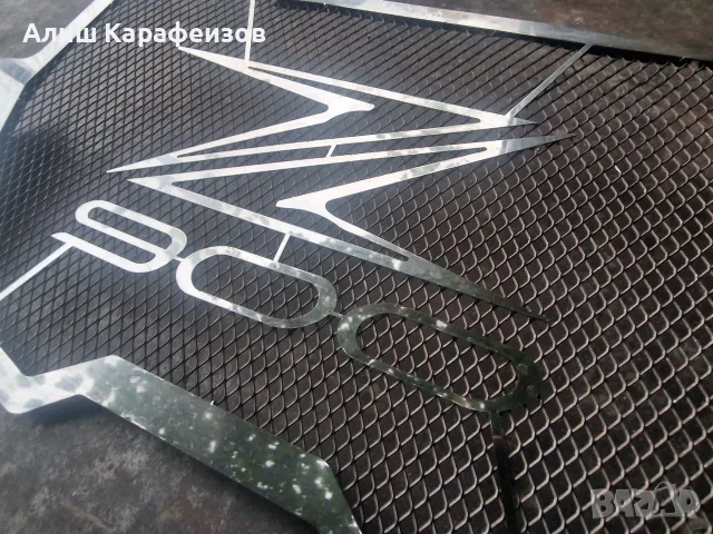 Решетка за радиатор за kawasaki z900, снимка 3 - Части - 56091069