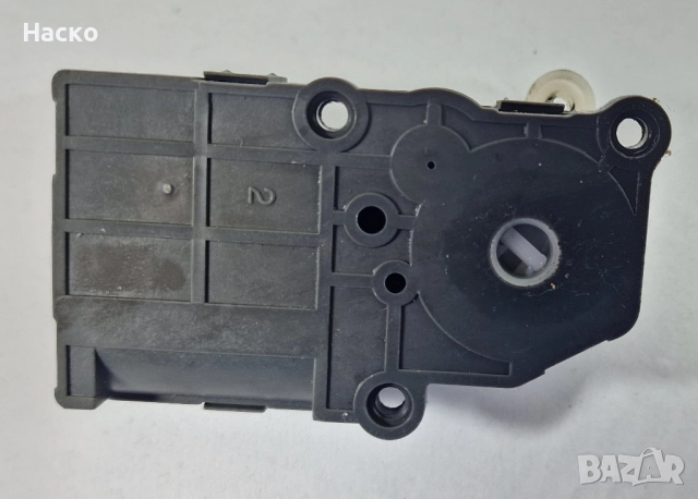 Моторче Клапа Клапи Парно Климатик Климатроник Хюндай Х1 Старекс Hyundai H1 Starex, снимка 2 - Части - 52512014