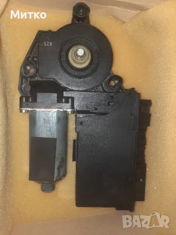 Лява машинка за повдигане на стъклото от Ауди А2 AUDI A2 , снимка 2 - Части - 48165898