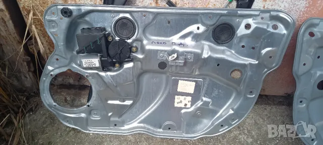 Стъклоповдигач VW Polo IV, снимка 2 - Части - 47707862