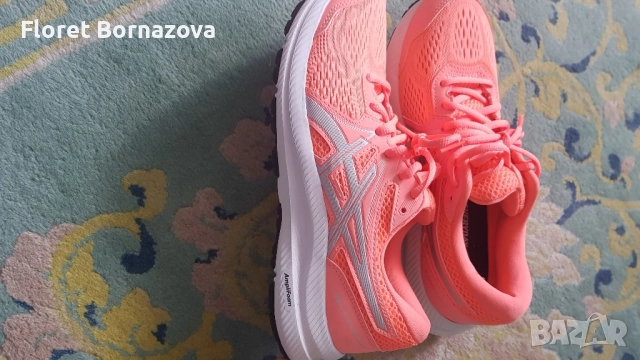 нови маратонки Асикс. Не носени. 39 номер., снимка 2 - Маратонки - 52501234