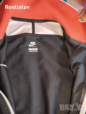 Nike оригинално горнище в перфектно състояние без забележки като ново размер м , снимка 6 - Тениски - 55950828