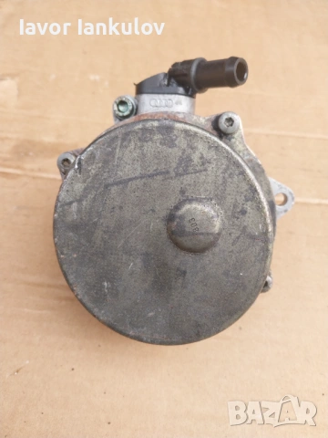 Вакуум помпа за Ауди А4 1.9 TDI 2004 год., снимка 3 - Автомобили и джипове - 53849946