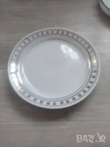 КРЪГЛА ПОРЦЕЛАНОВА ЧИНИЯ-ПЛАТО, снимка 7 - Чинии - 49131764