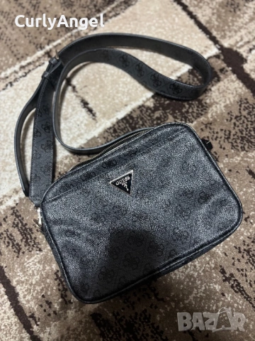 Чанта Guess