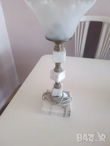 Мраморна нощна лампа, снимка 5 - Настолни лампи - 50045437