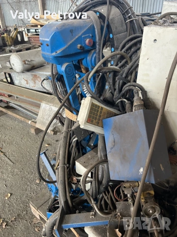 роботизирана станция за заваряване (robotic welding station / arc welding robot setup)