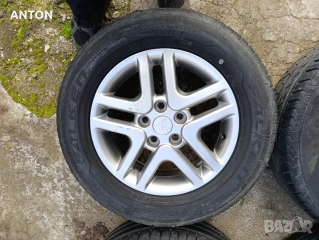 Джанти с гуми 16 цола Мисибиши Пинин, снимка 5 - Гуми и джанти - 49908897