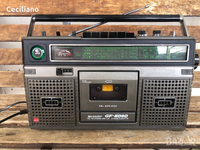 Радиокасетофон SHARP GF 8080E(Japan-1977г.)  Работещ на всичко,много запазен!, снимка 10 - Радиокасетофони, транзистори - 53730793
