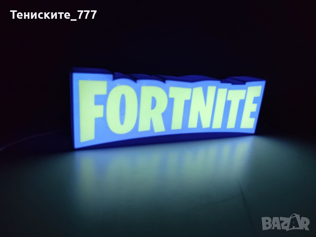 3д лампа Fortnite 3, снимка 2 - Настолни лампи - 52216629