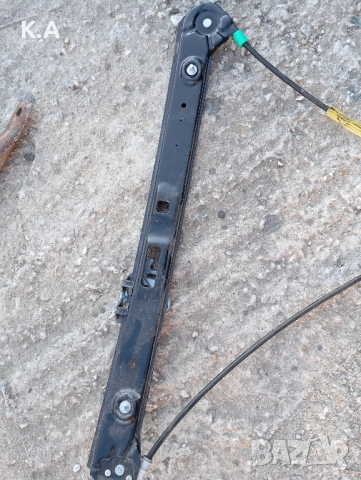 Преден ляв стъклоповдигач BMW E46 , снимка 3 - Части - 51705129