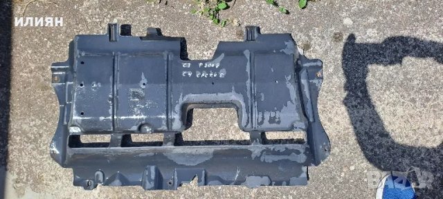 кора под мотора за Citroen c4 kaktus c3 Peugeot 2008 9682559380, снимка 2 - Части - 50240207