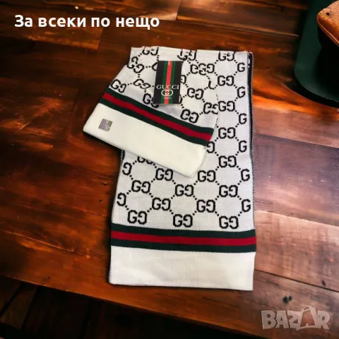 Комплект Шапка и Шал Gucci🧣Loewe🎩Код D1528, снимка 4 - Шалове - 48341480