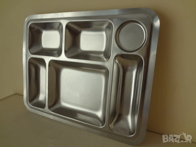 Поднос за хранене- тип войнишки, снимка 2 - Аксесоари за кухня - 51144160