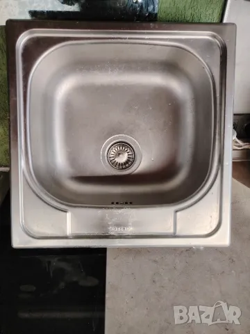 Мивка алпака за вграждане. 