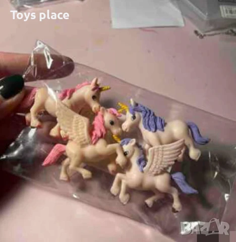 Комплект фигурки за торта еднорог, пластмасови фигурки , снимка 2 - Фигурки - 50723037
