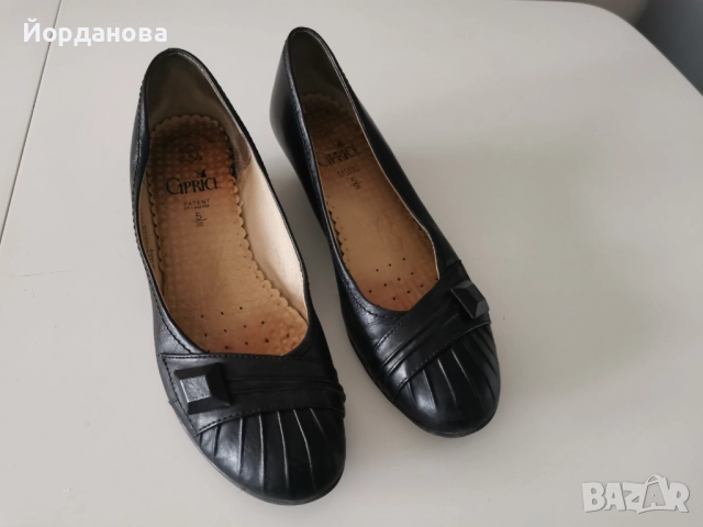 Дамски обувки