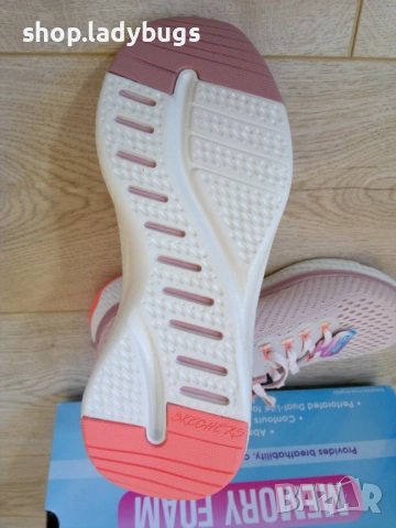 Дамски Маратонки SKECHERS, снимка 4 - Маратонки - 53745890